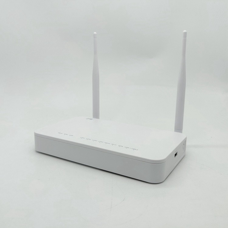2.4G 5G Wifi Dual Band ZTE GPON ONU A / C 4GE 1Tel ZTE F670L SC UPC Connector